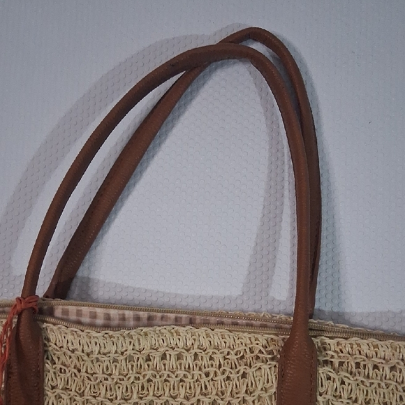 Target Beige Tote with Orange Accents - Picture 4 of 11